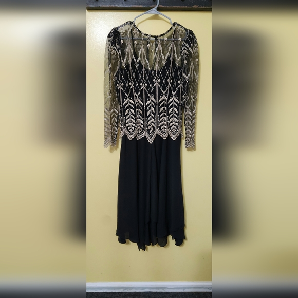 Vintage Cachet by Bari Protas layered sheer maxi formal dress. Size 9/10 - Picture 2 of 2